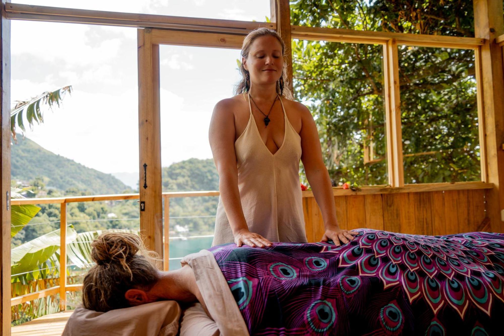 Fuego Atitlan Eco-Hotel San Marcos La Laguna Eksteriør bilde